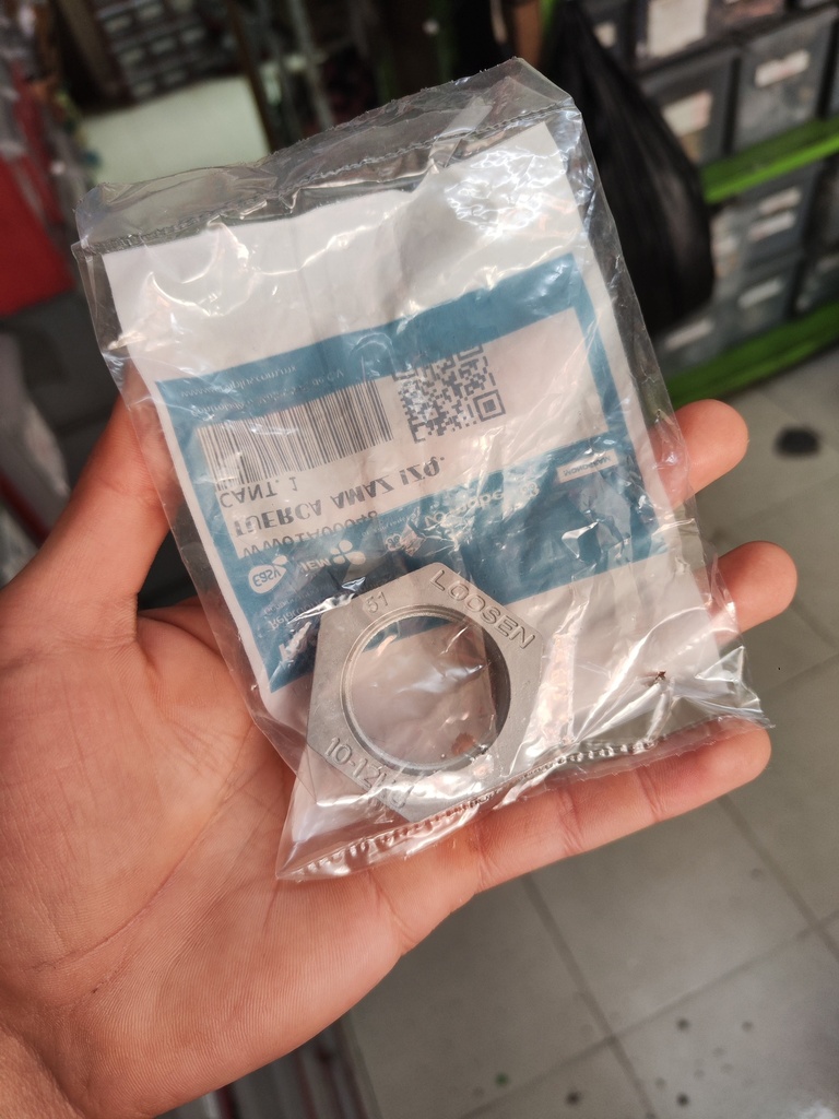 Tuerca Amazonas Izquierda para Lavadora 10-12kg CKD91162