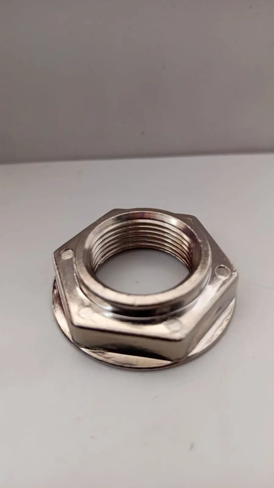 Tuerca Baja Original LG CKD91176