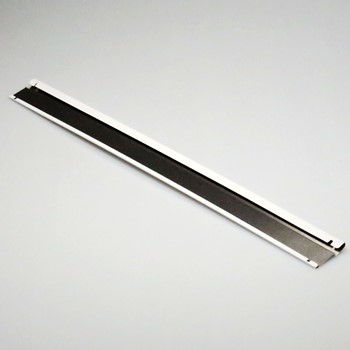 Rejilla de puerta Electrolux 240331401 CKD150830