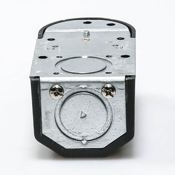 Interruptor de montaje en superficie PROLine Parts TJMA-1225 CKD153527
