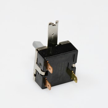 Interruptor de arranque giratorio para secadora GE WE4M519 CKD153593
