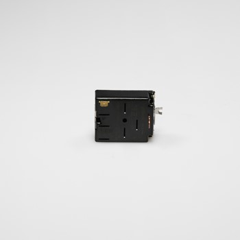 Interruptor Giratorio para Estufa GE WE4X881 CKD153646